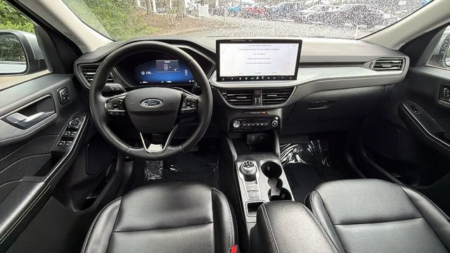 Certified 2024 Ford Escape Platinum AWD/4WD image 23