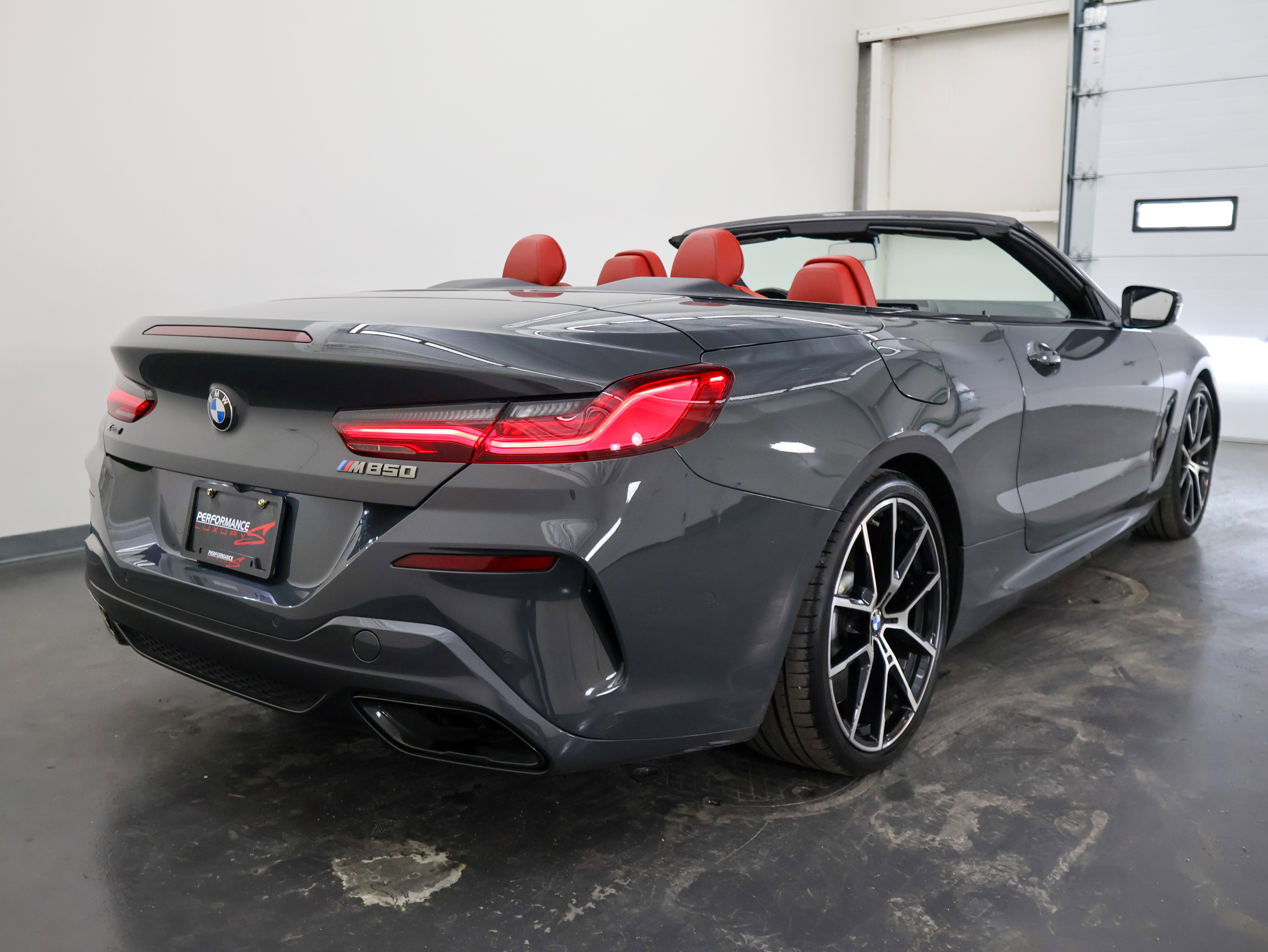 Used 2021 BMW M850i xDrive Convertible w/ Driving Assistance Package image 4