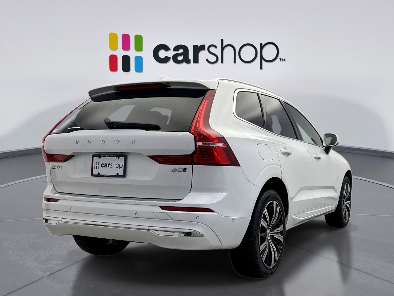Used 2023 Volvo XC60 B5 Plus image 5