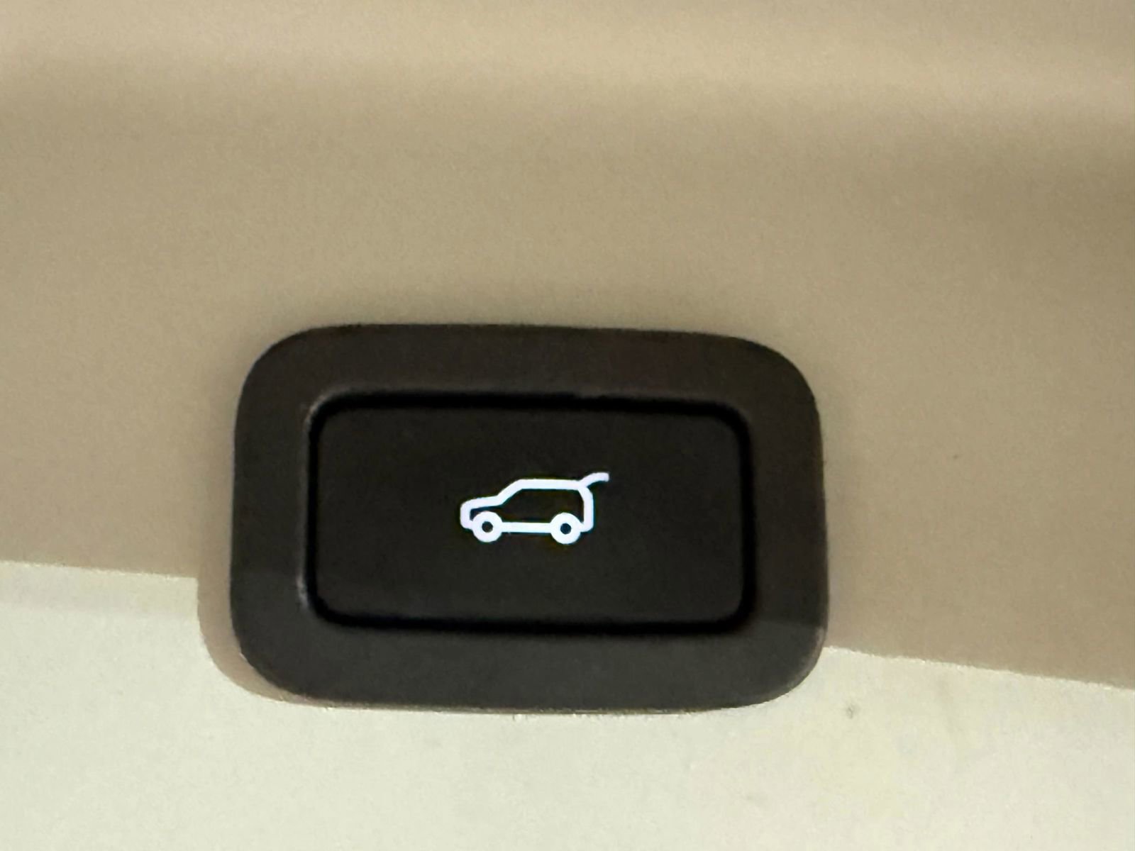 Used 2016 Land Rover Range Rover HSE image 20