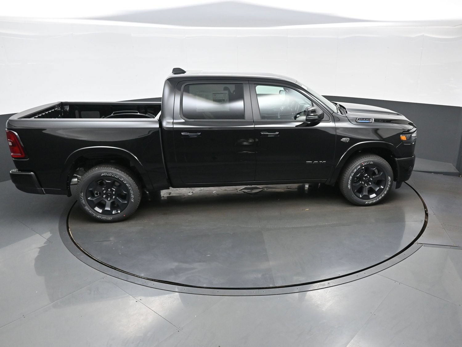 New 2027 RAM 1500 Big Horn w/ Night Edition AWD/4WD image 26
