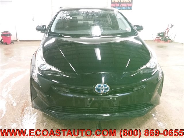 Used 2017 Toyota Prius Four FWD image 7