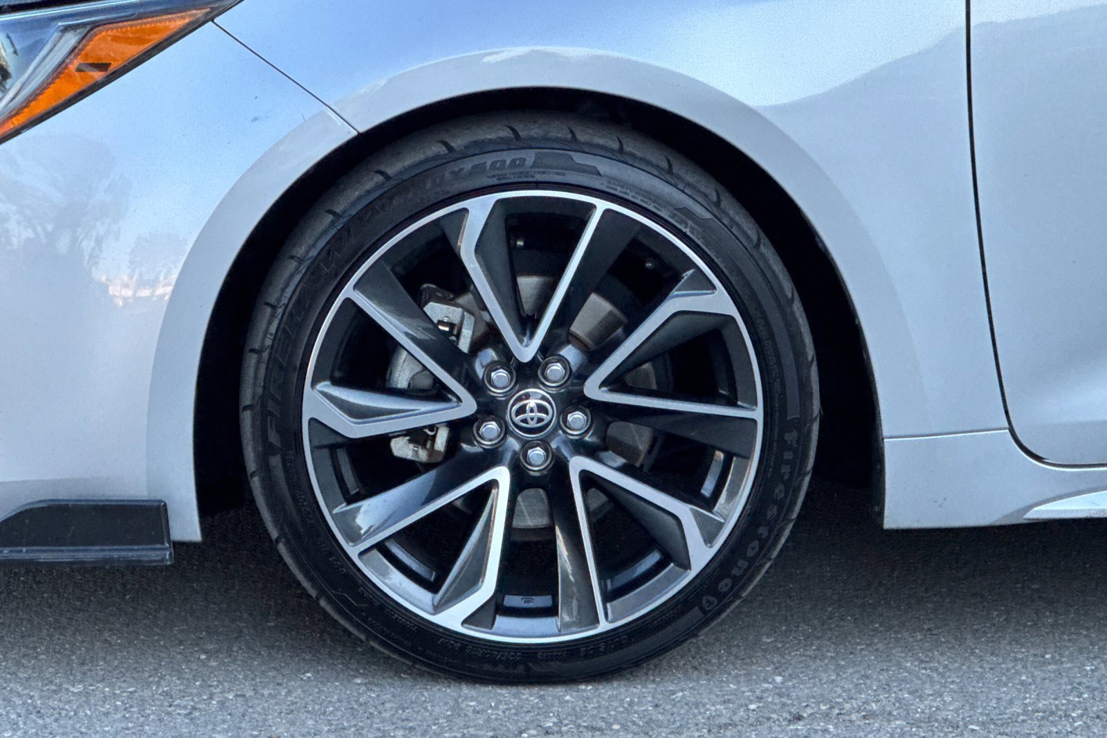 Used 2020 Toyota Corolla XSE image 12