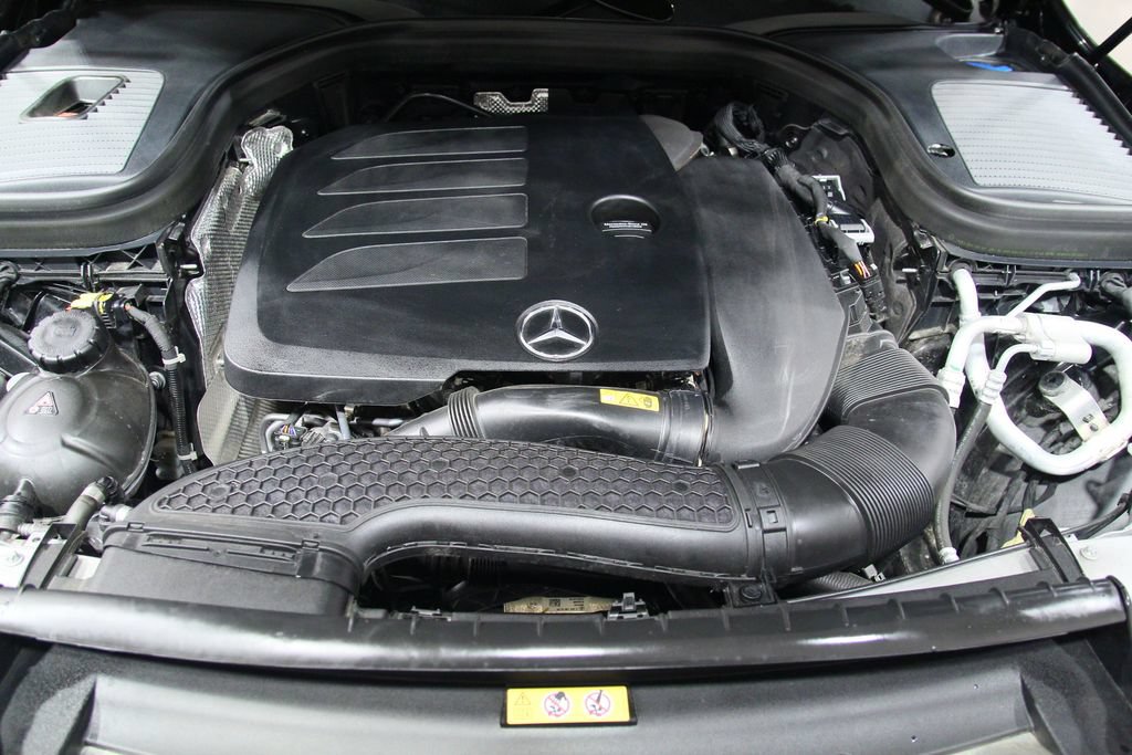 Certified 2022 Mercedes-Benz GLC 300 4MATIC image 32