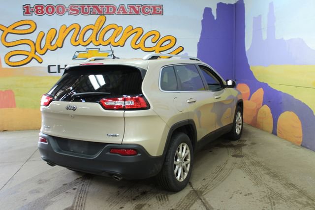 Used 2014 Jeep Cherokee Altitude w/ Cold Weather Group image 8