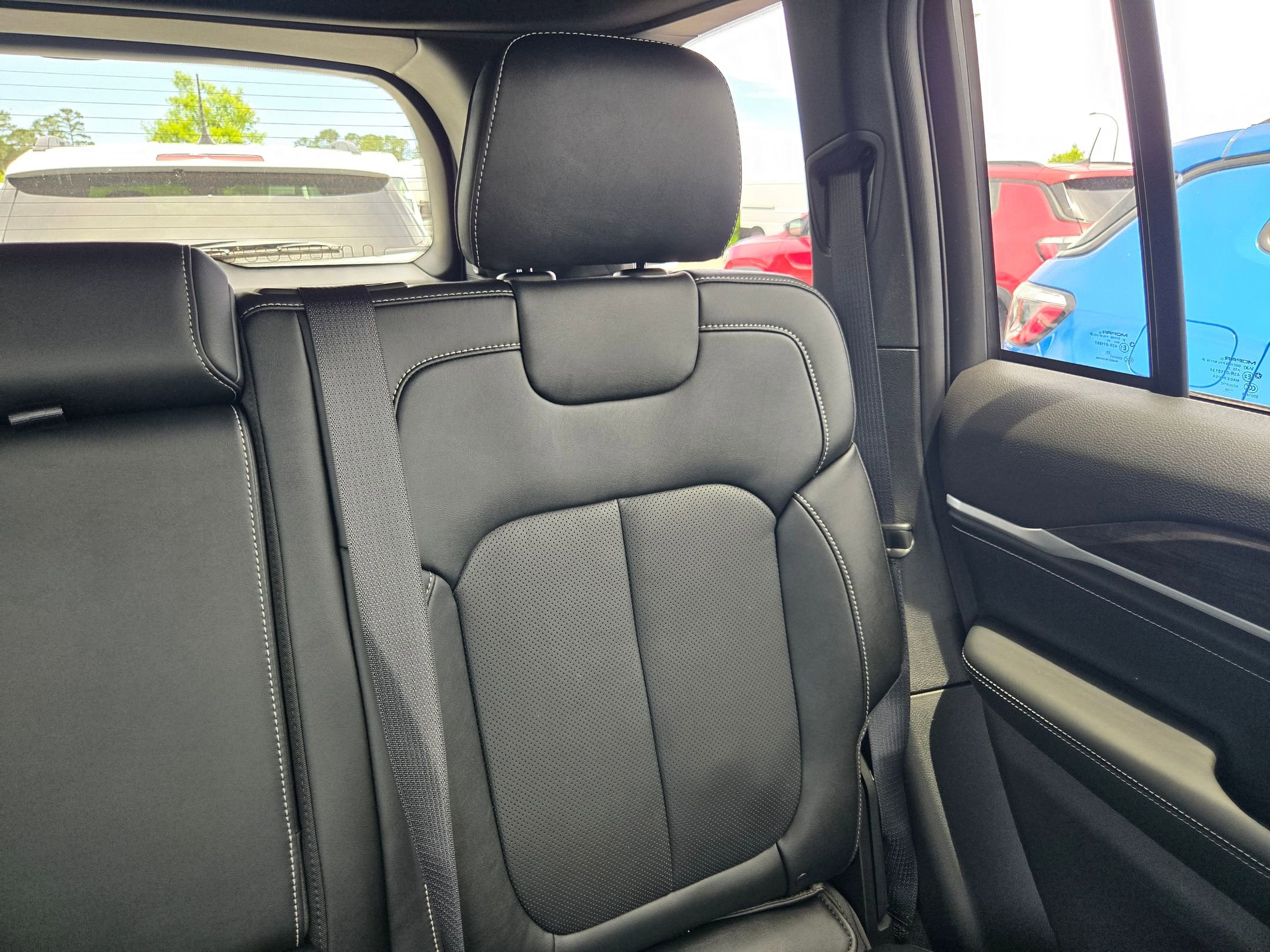 New 2026 Jeep Grand Cherokee Limited AWD/4WD image 14