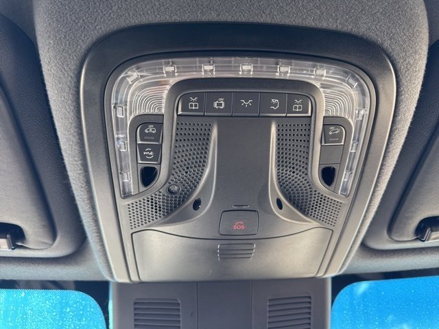 Used 2025 Mercedes-Benz Sprinter 2500 image 38