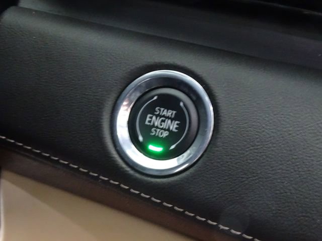 Certified 2023 Cadillac Escalade ESV Premium Luxury image 10