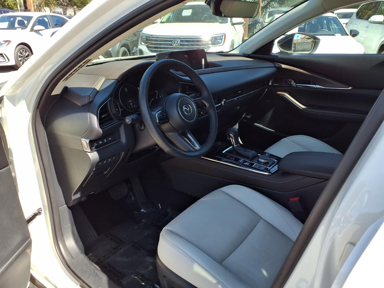 Certified 2025 MAZDA CX-30 2.5 Turbo w/ Premium Plus Pkg image 16