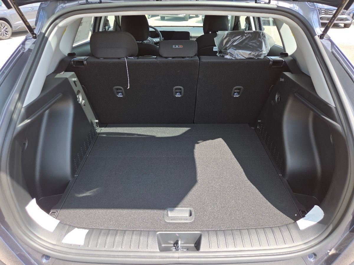 New 2027 Hyundai Kona SE AWD/4WD image 21