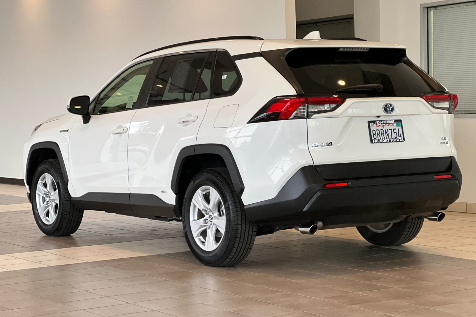 Certified 2020 Toyota RAV4 LE w/ All Weather Liner Package AWD/4WD image 6