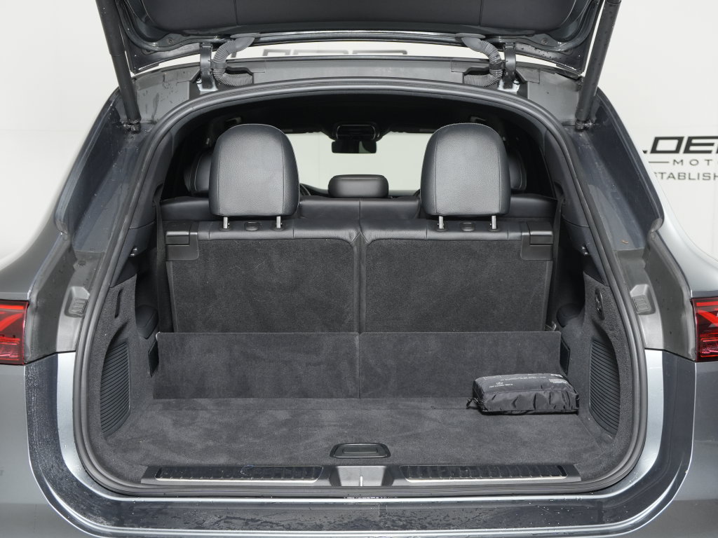 Certified 2023 Mercedes-Benz EQS 580 4MATIC SUV image 38
