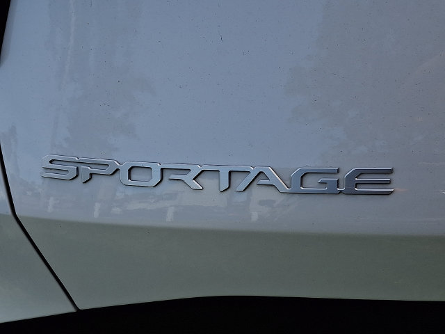 Certified 2025 Kia Sportage EX AWD/4WD image 30