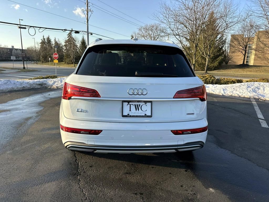 Used 2021 Audi Q5 2.0T Premium Plus w/ Premium Plus Package image 6