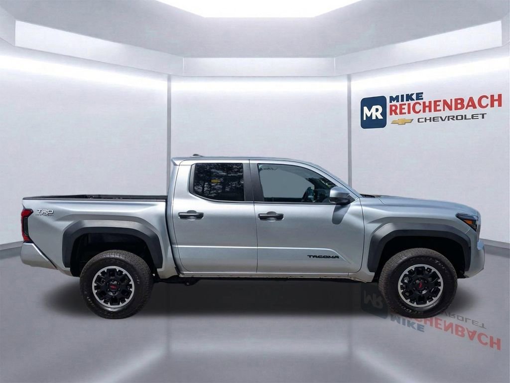 Used 2024 Toyota Tacoma TRD Off-Road AWD/4WD image 3
