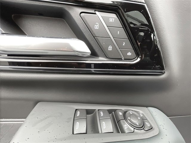 New 2026 GMC Yukon AT4 w/ AT4 Premium Plus Package image 24