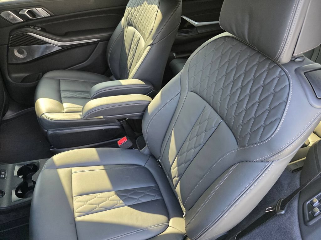 Certified 2024 BMW X7 M60i w/ Executive Package AWD/4WD image 15