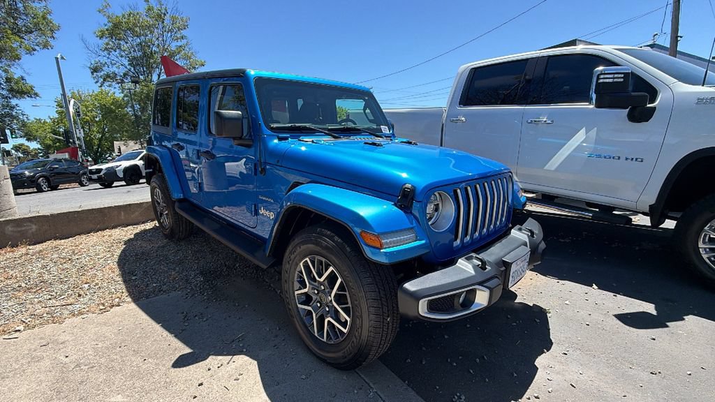 Used 2021 Jeep Wrangler Unlimited Sahara AWD/4WD image 2