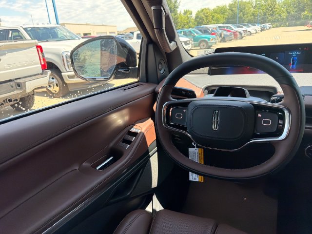 New 2026 Lincoln Navigator Reserve AWD/4WD image 19