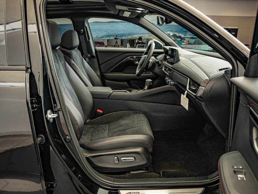 Certified 2025 Acura ADX A-Spec AWD/4WD image 34