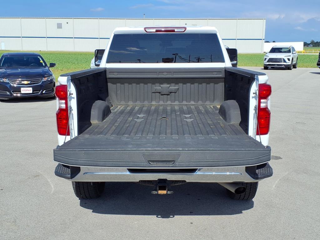 Used 2024 Chevrolet Silverado 2500 LT image 8