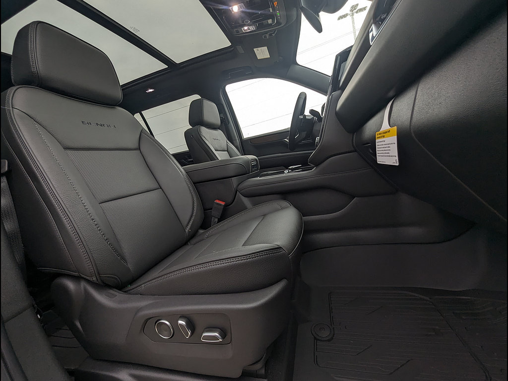 New 2026 GMC Yukon XL Denali AWD/4WD image 14