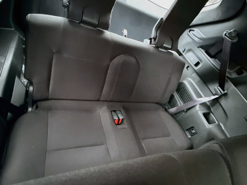New 2026 Mitsubishi Outlander ES FWD image 27