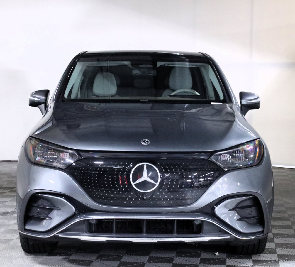 Used 2023 Mercedes-Benz EQE 350+ 4MATIC SUV w/ AMG Line Exterior Package image 2