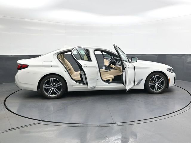Used 2023 BMW 530i w/ Convenience Package image 35