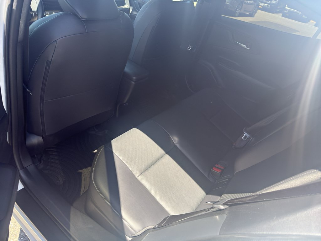 Used 2025 Toyota Prius FWD image 13