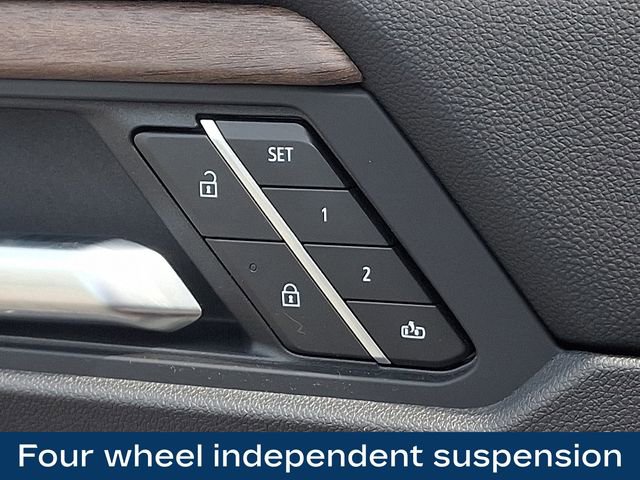 Used 2026 GMC Acadia Denali Ultimate image 16