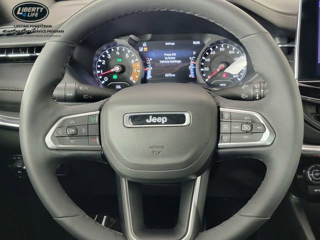 Used 2023 Jeep Compass Limited AWD/4WD image 27