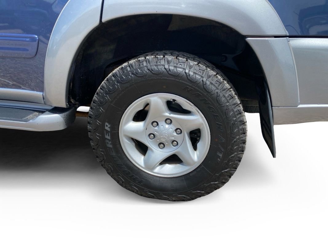 Used 2002 Toyota Sequoia SR5 AWD/4WD image 10