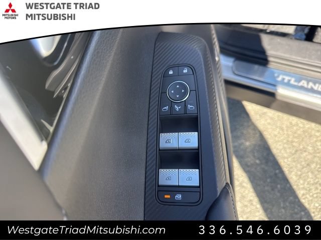 New 2026 Mitsubishi Outlander SEL FWD image 12