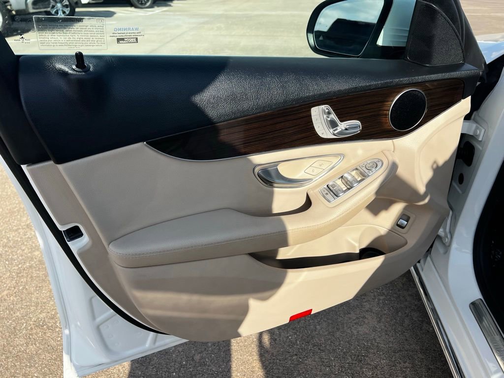Used 2019 Mercedes-Benz C 300 Sedan image 22