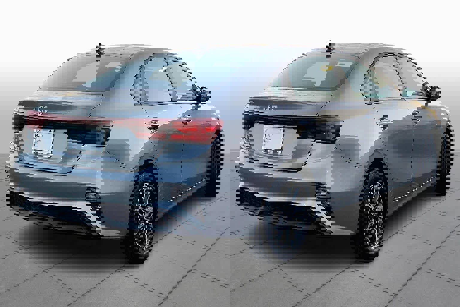 Used 2024 Kia Forte LXS image 13