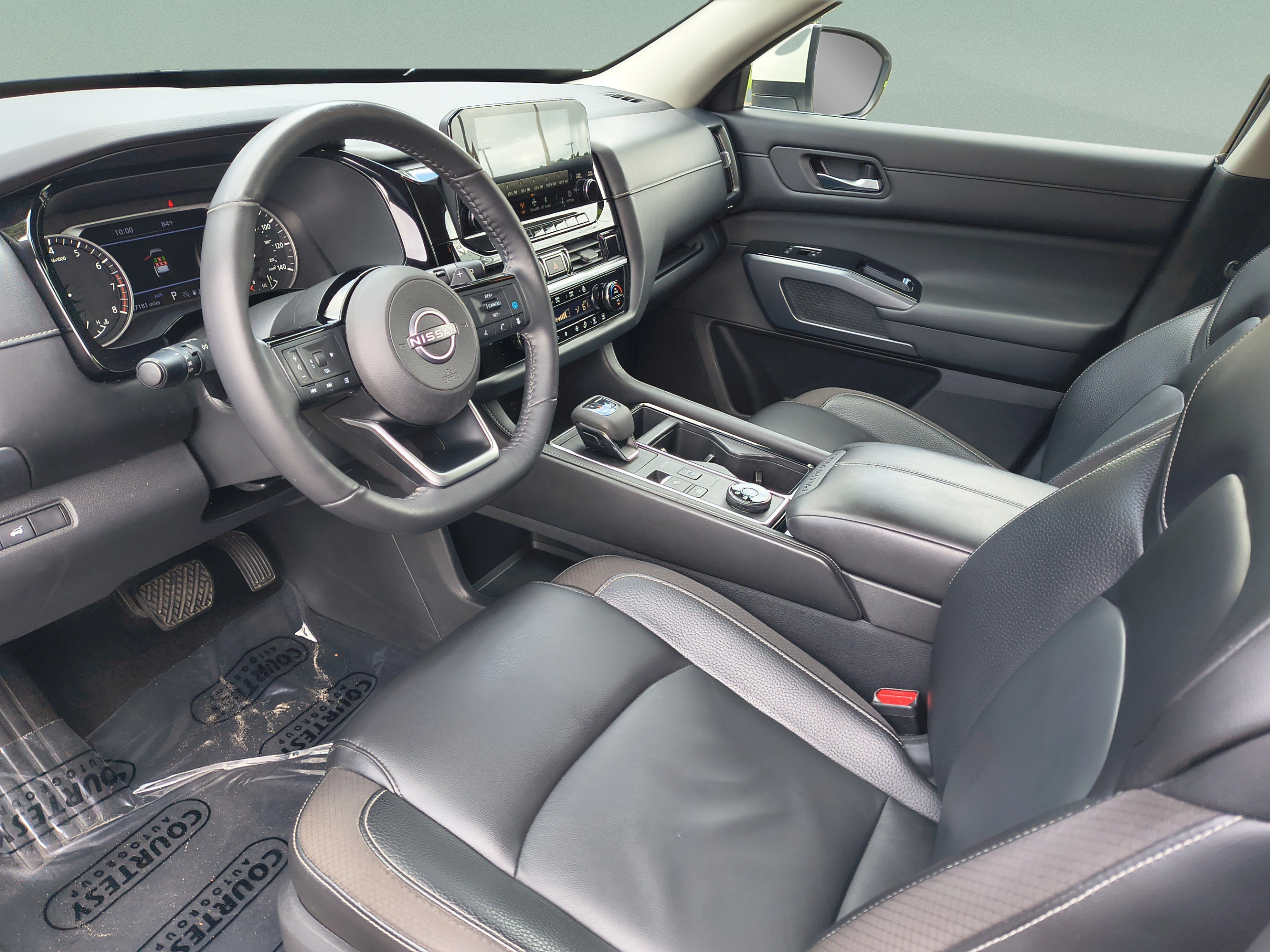 Certified 2022 Nissan Pathfinder SL w/ Cargo Package AWD/4WD image 20