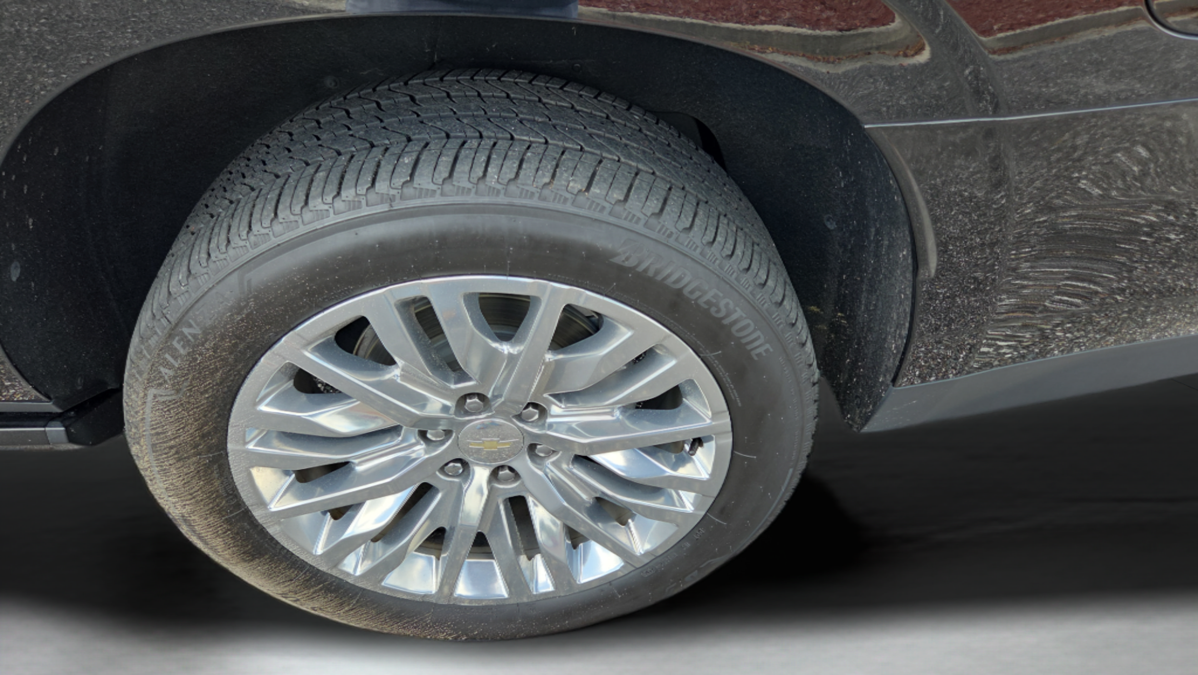 Certified 2023 Chevrolet Suburban High Country AWD/4WD image 9