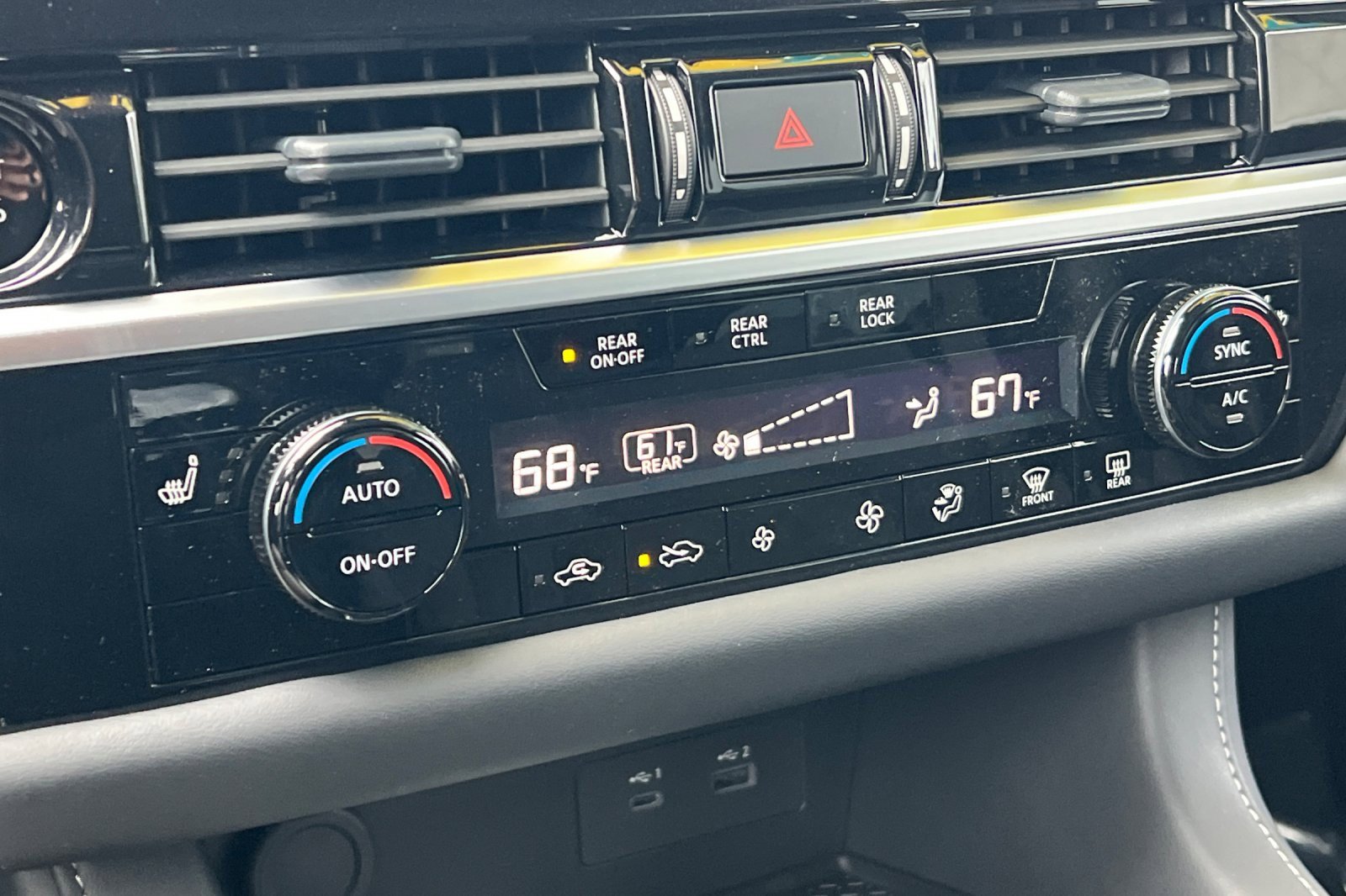 New 2025 Nissan Pathfinder SV image 24