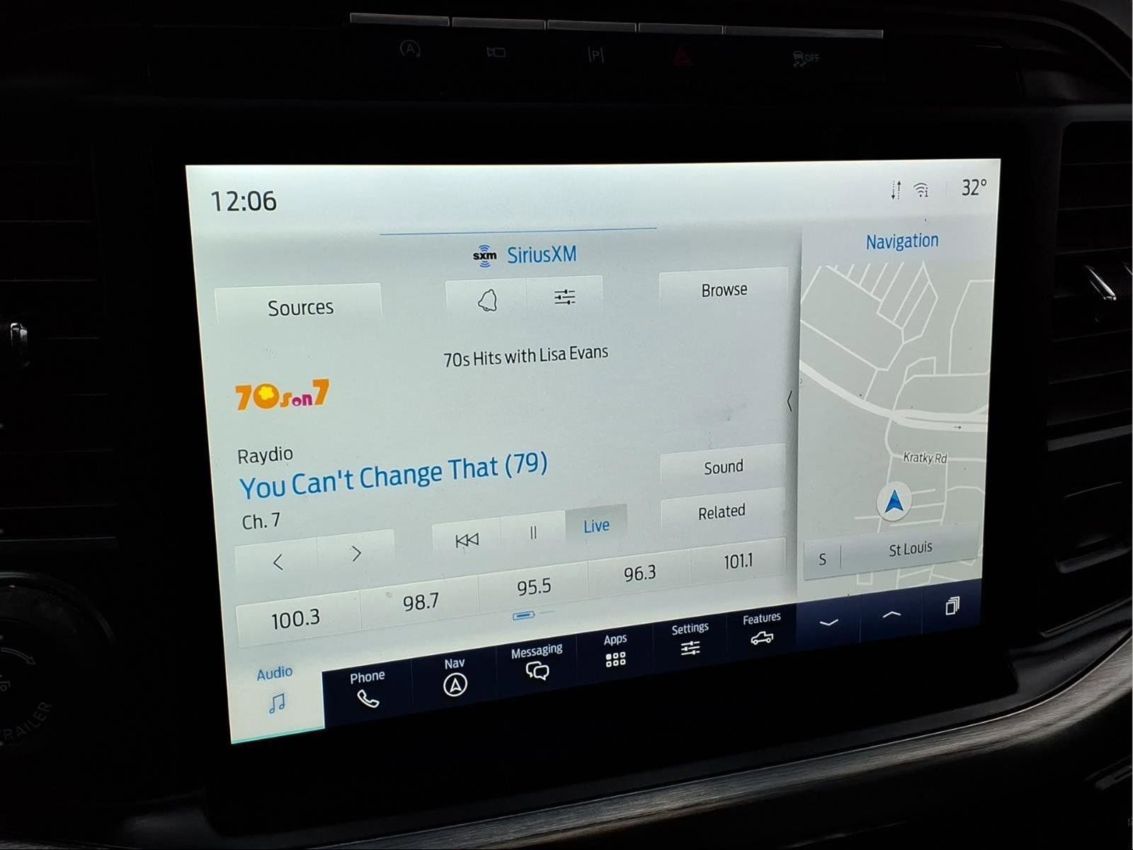 Used 2021 Ford F150 Lariat w/ Equipment Group 502A High image 5