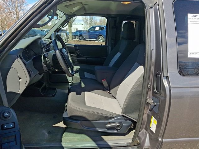 Used 2011 Ford Ranger XLT image 2