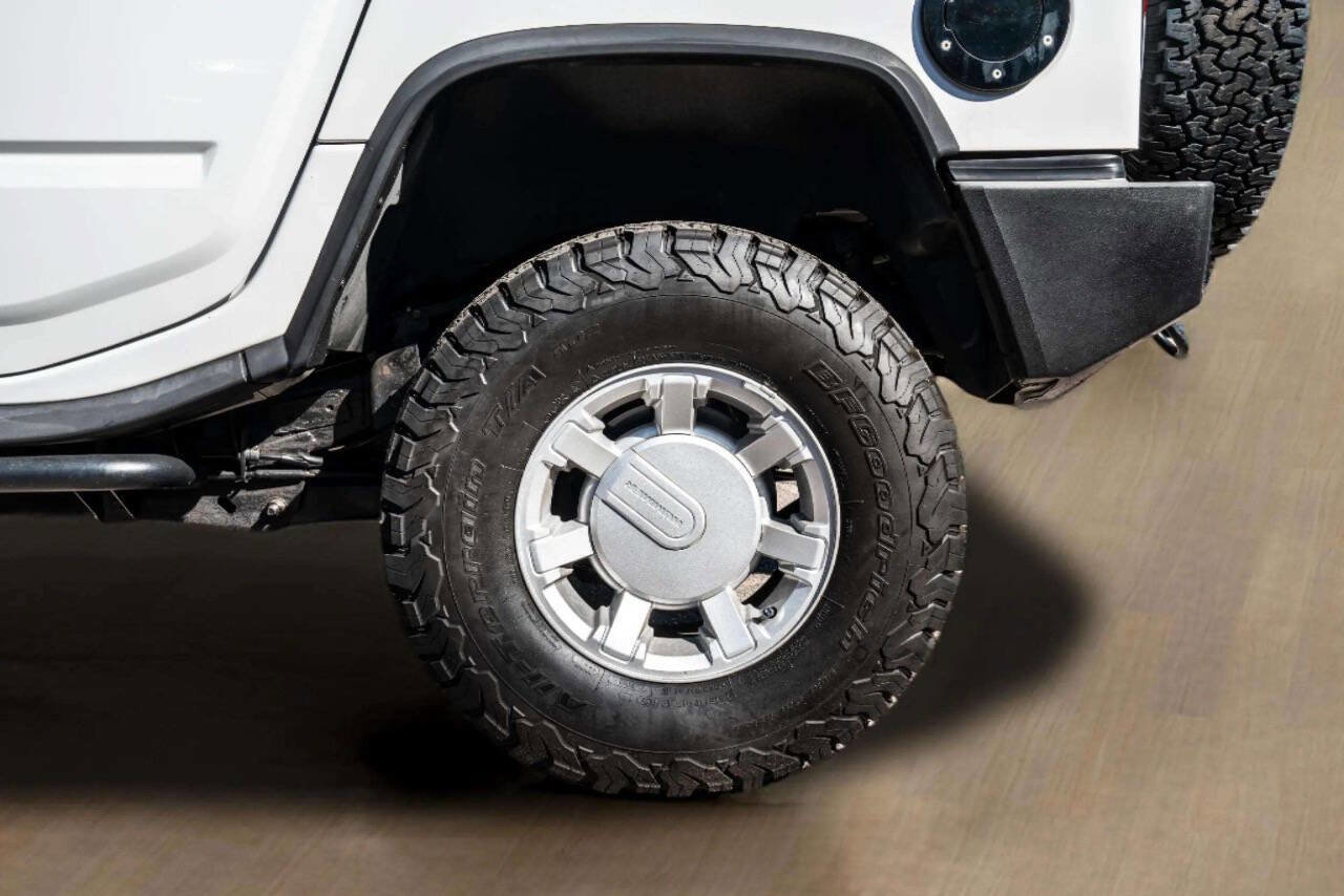 Used 2008 HUMMER H2 image 12