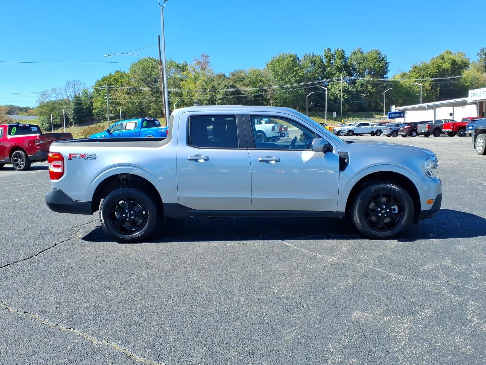 Certified 2022 Ford Maverick Lariat w/ Equipment Group 500A Standard AWD/4WD image 9