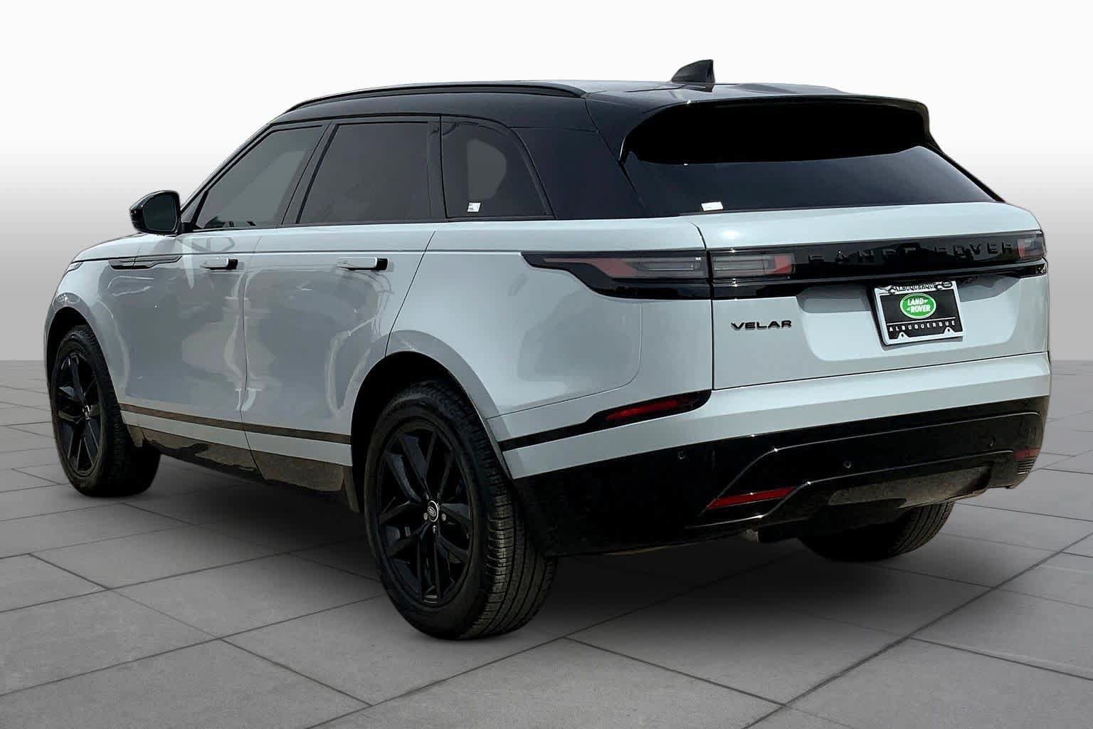 Used 2025 Land Rover Range Rover Velar Dynamic SE AWD/4WD image 9
