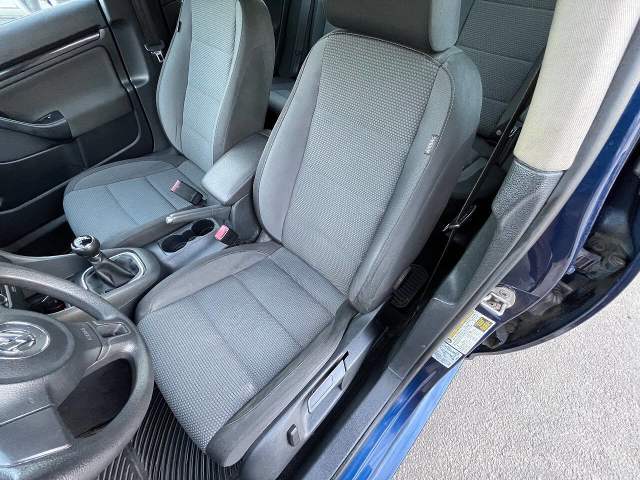Used 2012 Volkswagen Jetta S FWD image 11