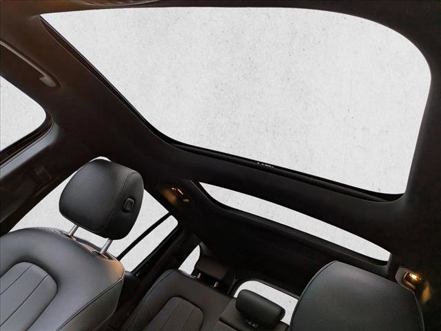 Used 2023 Mercedes-Benz EQB 300 4MATIC image 13