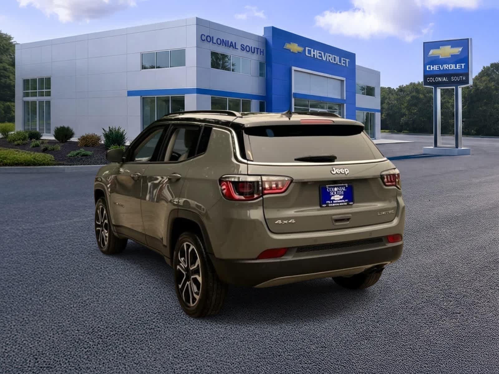 Used 2022 Jeep Compass Limited AWD/4WD image 4