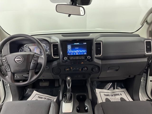 Used 2024 Nissan Frontier SV image 37