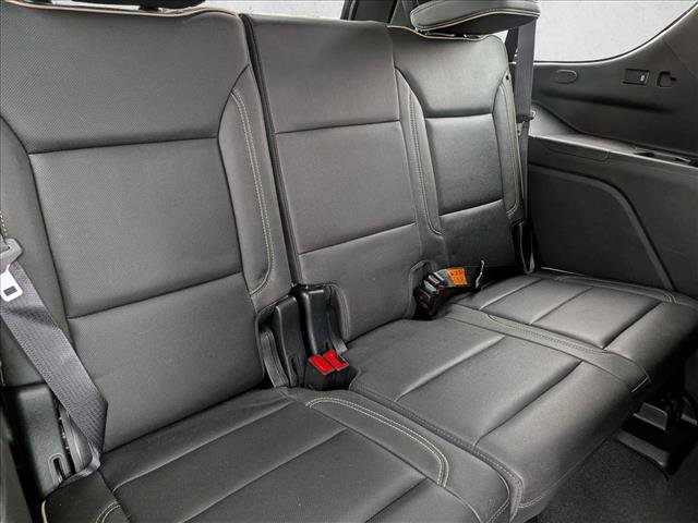 Used 2023 GMC Yukon SLT image 23