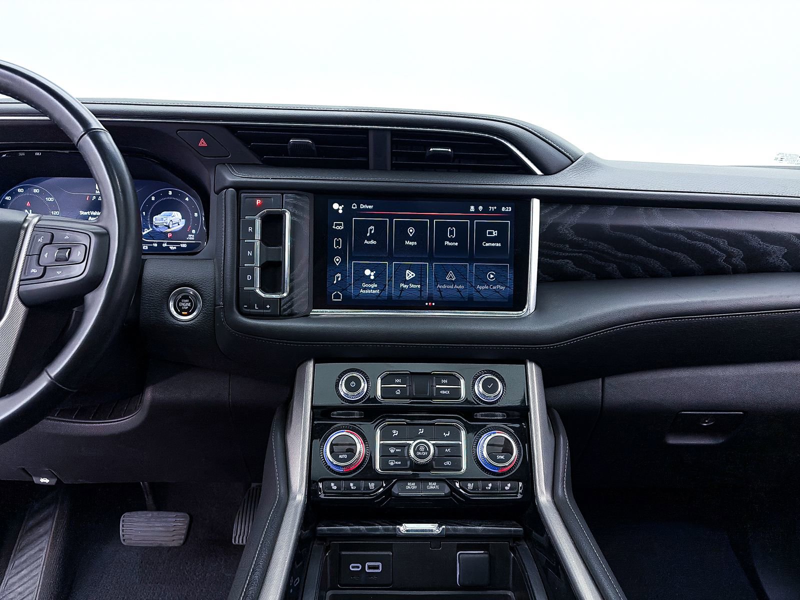 Used 2023 GMC Yukon XL Denali AWD/4WD image 10